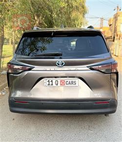 Toyota Sienna
